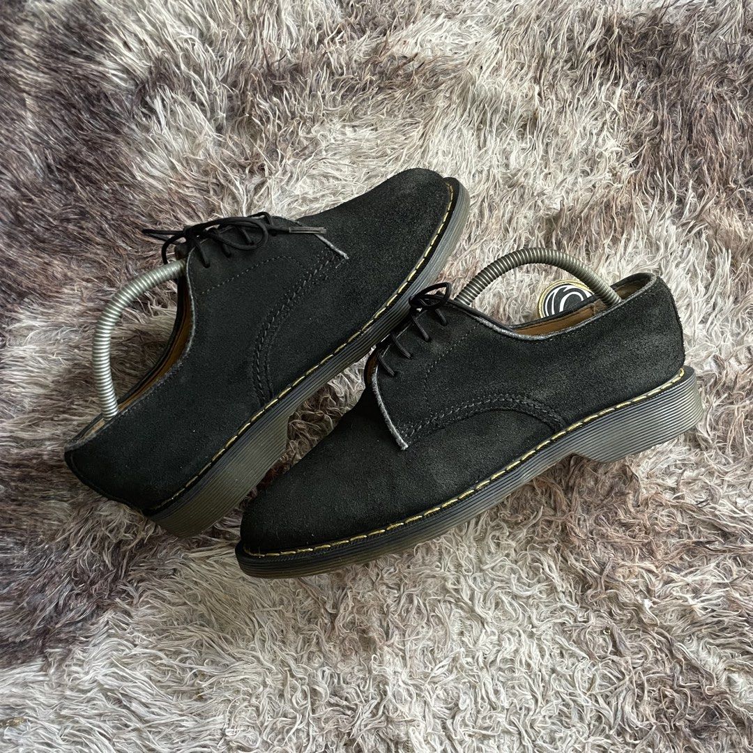 Dr. Martens suede oxford (Category: Casual Shoes) located in Tagum. Submitted by street_goods084 (Listing ID 1469602620, Image 1). Description: Dr. Martens Suede Oxford 8us/m 7uk 41eu excellent 1600.