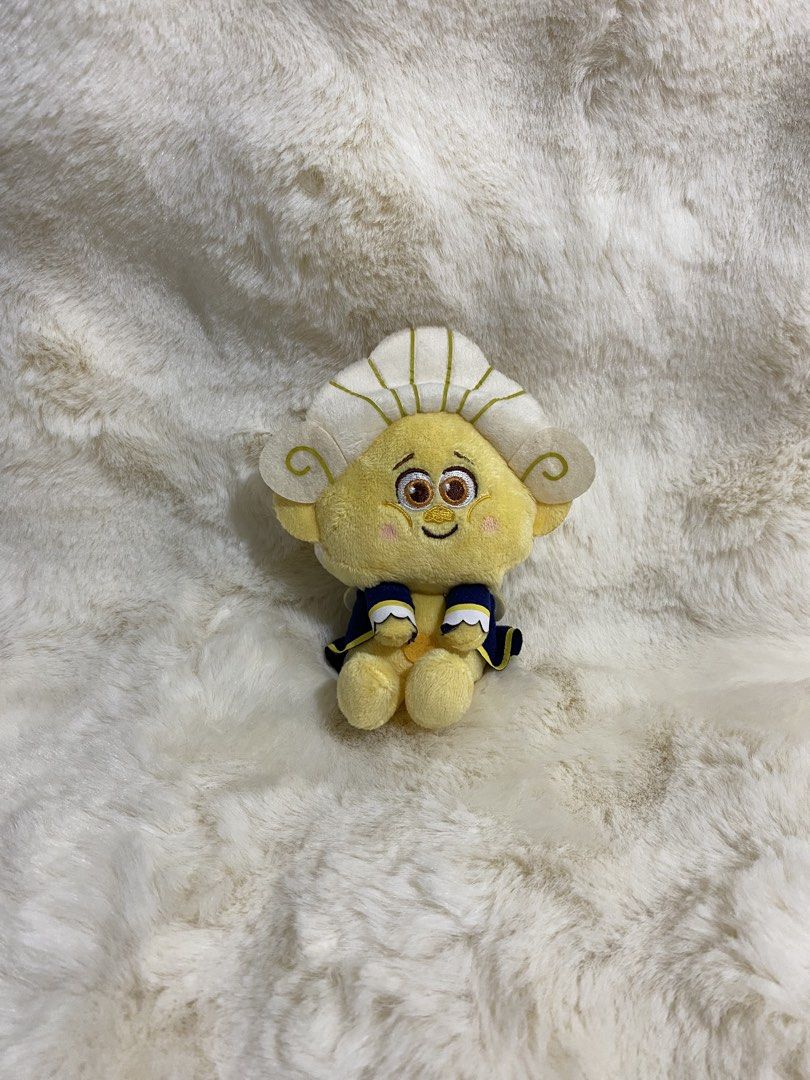Dreamworks Trolls World Tour “Trollzart” plush charm (Category: Plushies & Soft Toys) located in Kalibo. Submitted by ollie_stuffshop (Listing ID 1469578207, Image 1). Description: Before you send your inquiries: ❗️Last Price is already posted ❗️Manage your expectations, WYSIWYG ❗️May need washing ❗️Dropoff is every Wednesday & Sunday.