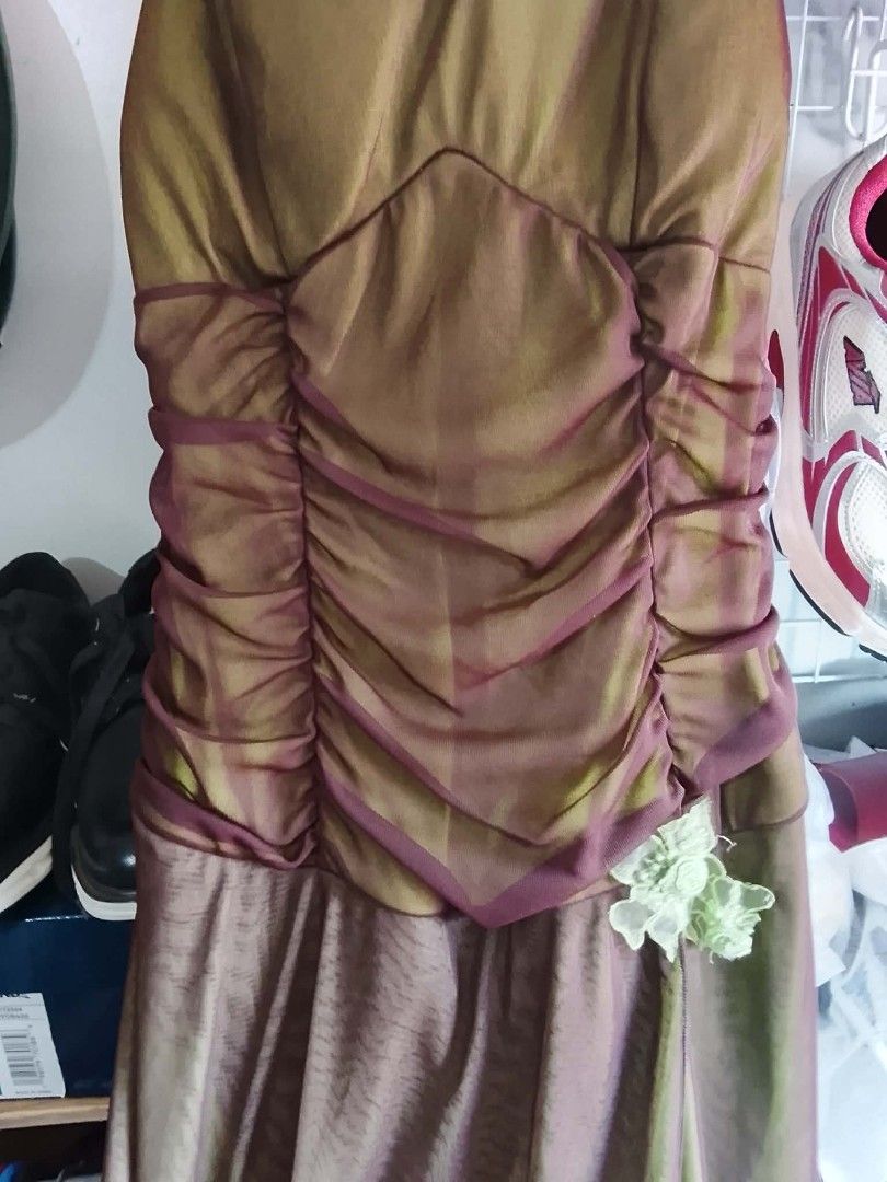 Dress (Category: Dresses) located in Ajuy. Submitted by keenstone_527dd8 (Listing ID 1469645577, Image 3). Description: .