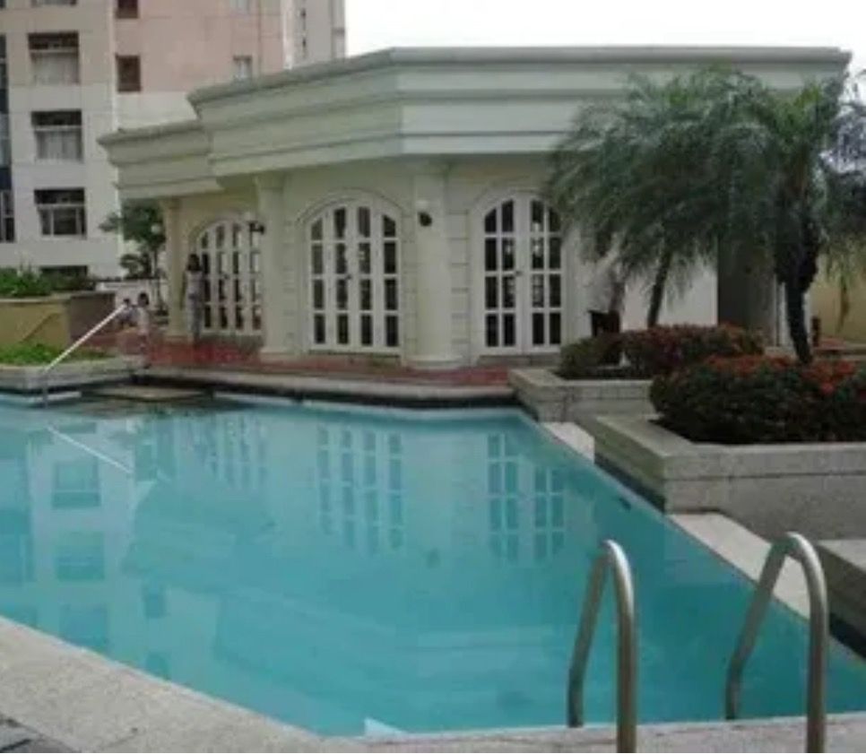 Eastwood City Condo (Category: Apartments & Condos) located in Pasig City. Submitted by cacfuentes (Listing ID 1469679758, Image 2). Description: Your next home might just be this cozy 1-BR pocket of peace right in the middle of Eastwood City<3 Quick, honest highlights of what this place offers: 🏙️ The Vibe It’s an indulgent 54-sqm(!), 1-bedroom, open-space layout that strikes that perfect balance—enough space to breathe, stretch, and host a fri