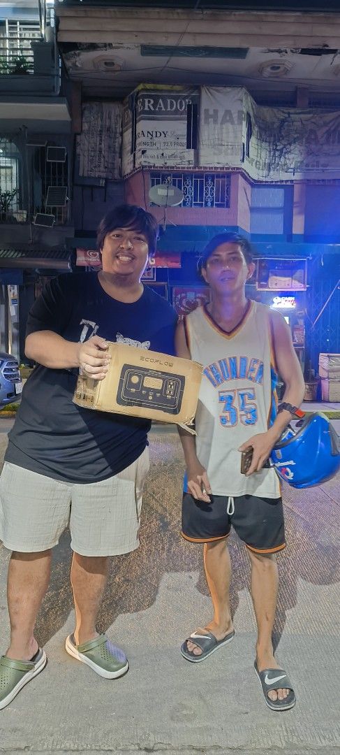 EcoFlow River 2 256wh Portable Power Station and Solar Panel (Category: Batteries & Power Banks) located in Navotas City. Submitted by nallhaemsti (Listing ID 1469637695, Image 2). Description: River 2 256wh with Solar panel 110w maximum panel capacity. Sale! If with 110w panel 19,999 with 2 years warranty (not user fault) - Complete bundle: EcoFlow portable power station and 110W lightweight solar panel - Includes original boxes and charging cab