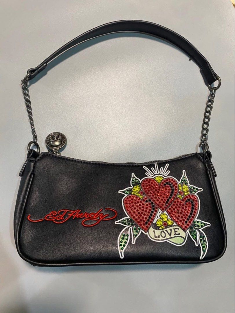 ED HARDY LOVE (Category: Shoulder Bags) located in Manila. Submitted by hollacita (Listing ID 1469647671, Image 1). Description: .