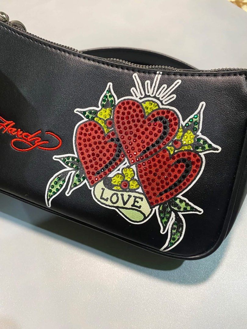 ED HARDY LOVE (Category: Shoulder Bags) located in Manila. Submitted by hollacita (Listing ID 1469647671, Image 2). Description: .