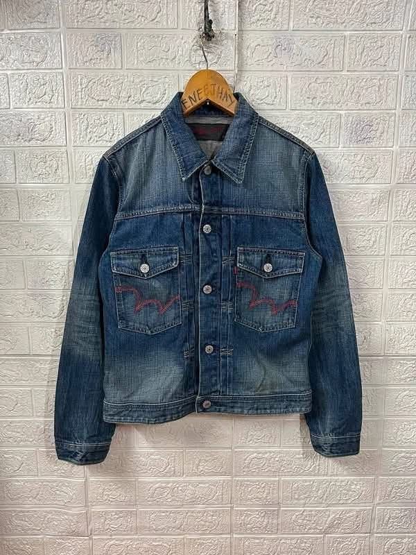 Edwin - edge of blue jeans type 2 denim (Category: Coats, Jackets and Outerwear) located in Bacoor. Submitted by arlenelamery (Listing ID 1469615890, Image 1). Description: EDWIN - EDGE OF BLUE JEANS TYPE 2 DENIM JACKET AUTHENTIC EXCELLENT CONDITION NO ISSUE SIZE LARGE ON TAG SIZE ACTUAL VIA TAPE MEASURE W20 PIT TO PIT L24 SLEEVE 25 SHOULDER 17 PRICE 1280 + SF PM MODE OF PAYMENT TRU GCASH LOC CAVITE.