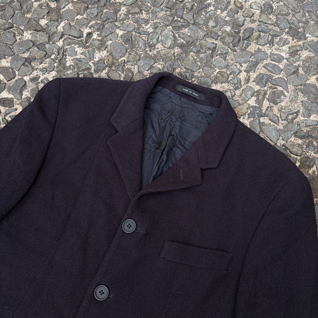 Emporio Armani Wool Jacket 90s (Category: Coats, Jackets and Outerwear) located in Manila. Submitted by stablesource (Listing ID 1469678926, Image 2). Description: Emporio Armani Wool Jacket 90s Size 46 Dimension: 19 Width 30 Length Last photo minimal issue not noticeable Kindly Check All Details Before Purchase🤝.