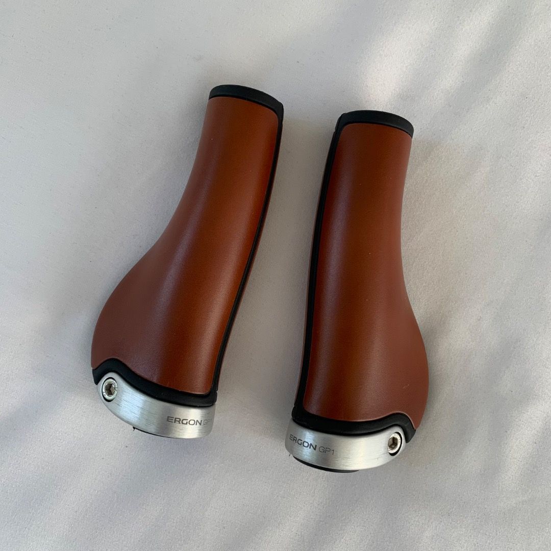 Ergon GP1 Leather Grips (Category: Bicycles) located in Mendez-Nunez. Submitted by anikkoyan (Listing ID 1469635617, Image 1). Description: Ergon GP1 Leather Grips - Lightly used 599 + sf .