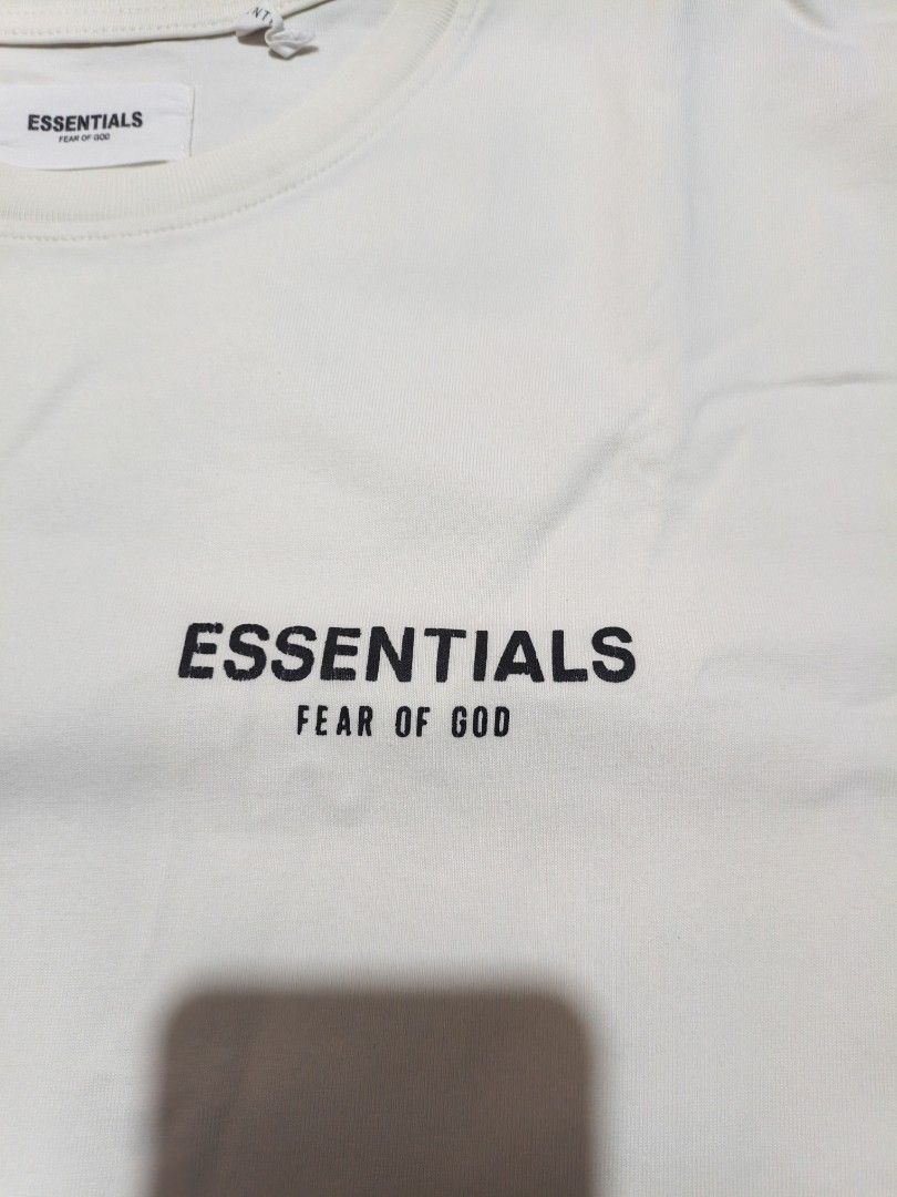 Essentials Fear Of God (Category: Tshirts & Polo Shirts ) located in Manila. Submitted by sigma.vtg (Listing ID 1469688463, Image 2). Description: Hairlines 299 + sf.