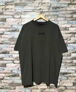 (Category: ) located in . Submitted by wewearworn (Listing ID 1469575916, Image 1). Description: .