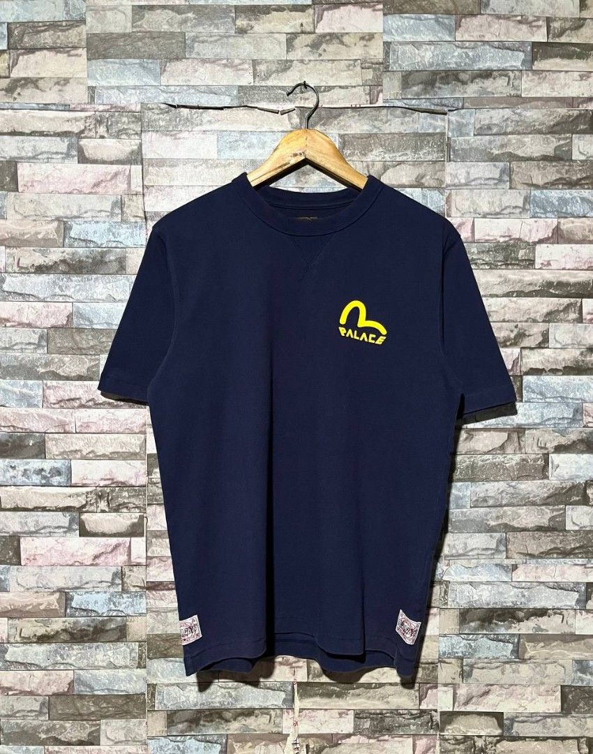 EVISU x PALACE SHIRT (Category: Tshirts & Polo Shirts ) located in Caloocan City. Submitted by wewearworn (Listing ID 1469606392, Image 1). Description: Medium Best Fit 20 x 27 Excellent No Issues 9.5/10 Color Rate.