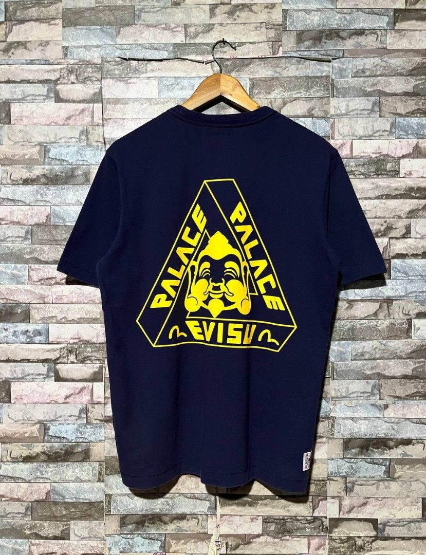 EVISU x PALACE SHIRT (Category: Tshirts & Polo Shirts ) located in Caloocan City. Submitted by wewearworn (Listing ID 1469606392, Image 2). Description: Medium Best Fit 20 x 27 Excellent No Issues 9.5/10 Color Rate.