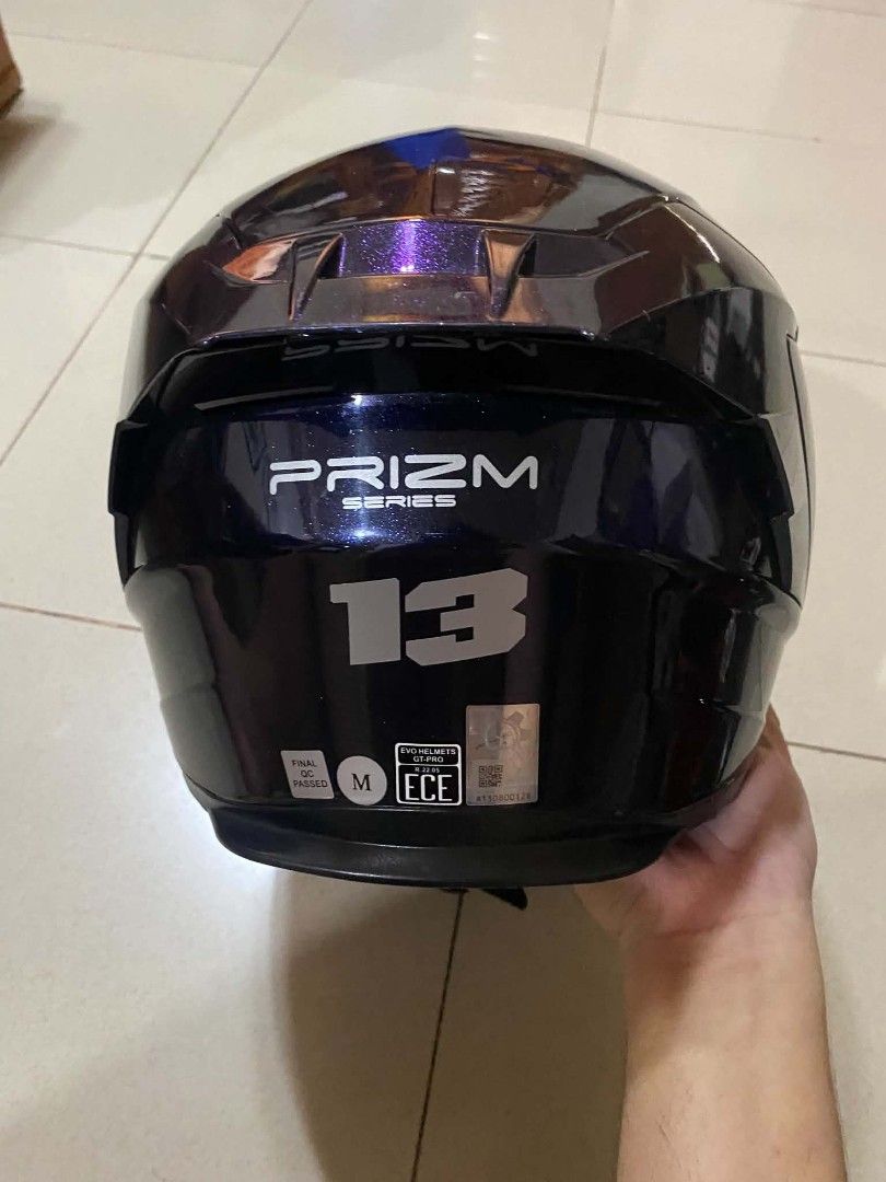 EVO Prizm Series/ Nomad Camino (Category: Helmets and other Riding Gears) located in Manila. Submitted by ilovedar (Listing ID 1469645882, Image 3). Description: EVO Prizm Series M size. Nomad Camino L size. Good condition pa po minimal scratches. 5500 nalang po as pack na. Dasma Location 📍pm po if interested..