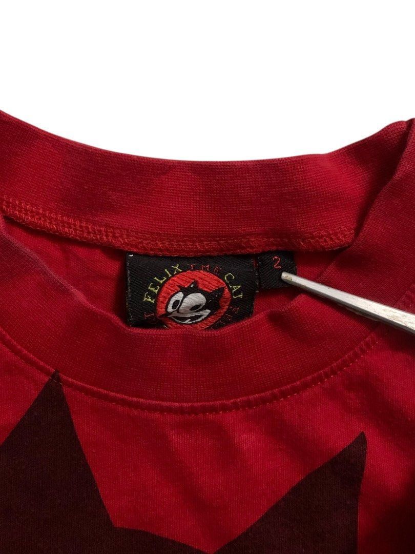 felix the cat tee (Category: Shirts) located in Rizal. Submitted by scwhorepio (Listing ID 1469731096, Image 2). Description: - W 17”, L 22.8” - size 2, fits small to medium - complete tags - color rate: 8/10 .