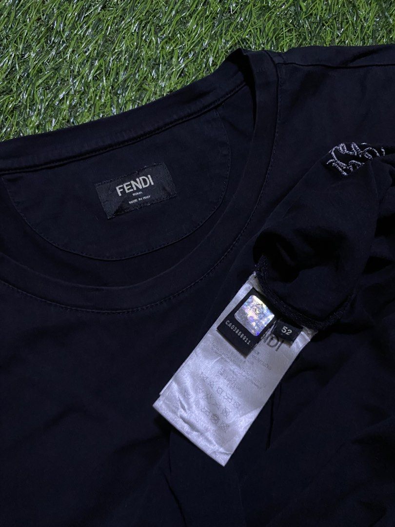 FENDI (Category: Tshirts & Polo Shirts ) located in Manila. Submitted by niftythrifttt (Listing ID 1469723189, Image 3). Description: FENDI SIZE L WIDTH - 20.5 LENGTH - 29 COLOR RATE 9.0 EXCELLENT CONDI NO ISSUE.