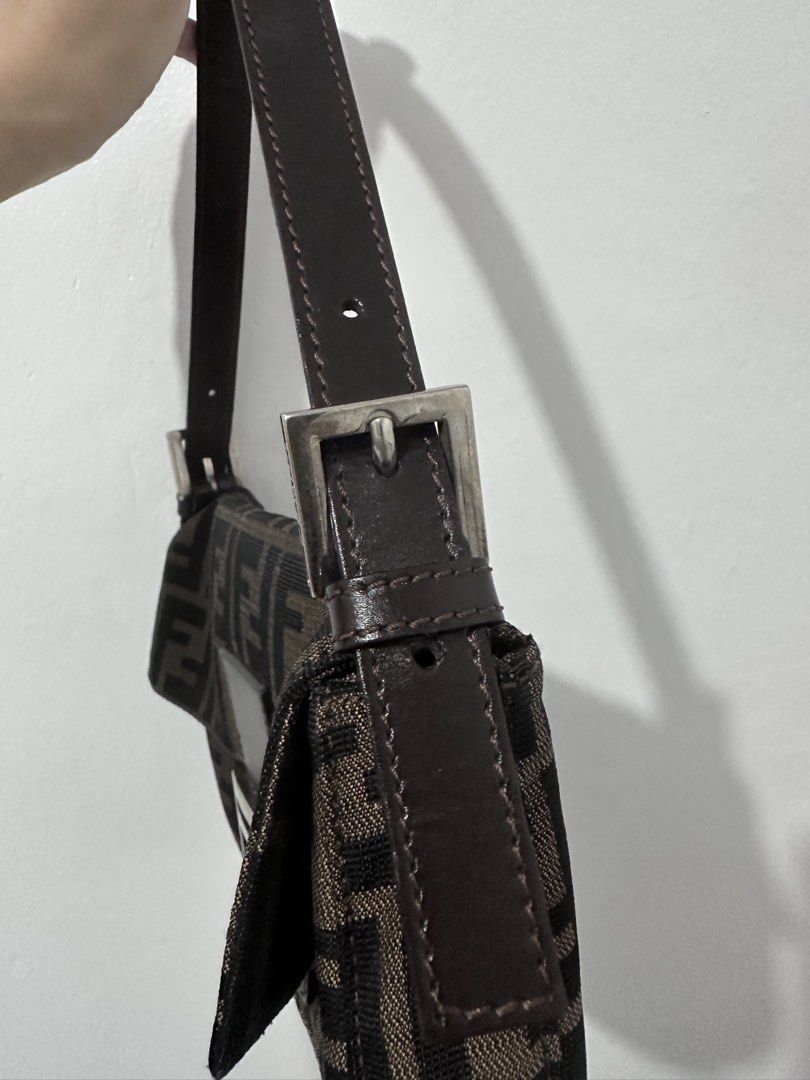 Fendi Zucca Baguette (Category: Shoulder Bags) located in Malabon City. Submitted by seseche (Listing ID 1469719617, Image 3). Description: Original Fendi Zucca Baguette well used twice for event.