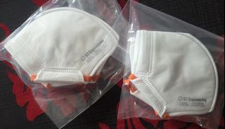 $2 sale - Brand new Hello kitty face mask 10s (size runs small), Health ...