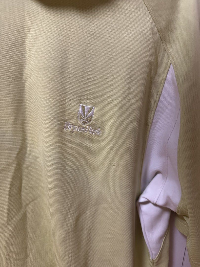 Fidra Bryan Park Golf Shirt (Category: Tshirts & Polo Shirts ) located in Manila. Submitted by quintessesommerset (Listing ID 1469686026, Image 2). Description: - Brand: Fidra John Ashworth 23x28 - Color: Lime green with white side panels - Size: L - Features: Mock neck, short sleeves, embroidered Bryan Park chest logo - Tech: Cool Hand fabric technology keeps you dry and comfortable - Condition: Clean, well-kept, and ready to wear.