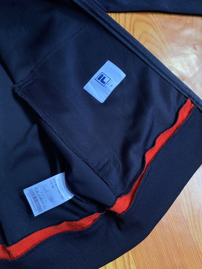 Fila golf hoodie (Category: Hoodies) located in Cebu City. Submitted by jerianix (Listing ID 1469687385, Image 3). Description: Fila golf hoodie Size medium W21.5 L27 Excellent condition No issues .