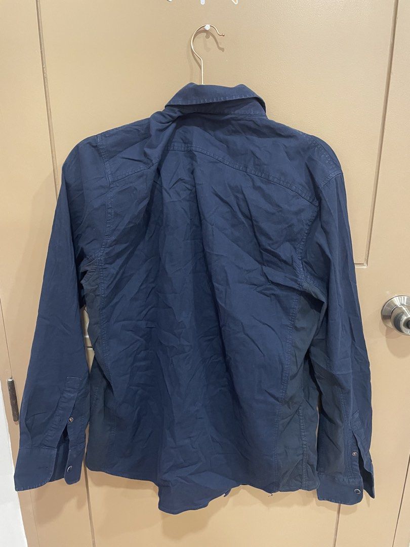FIVE FOUR DARK BLUE LONG SLEEVES (Category: Formal Shirts) located in Manila. Submitted by bedlambuzz (Listing ID 1469697668, Image 3). Description: WYSIWYG USED MAY HAVE SOME MINOR FLAWS BUT THESE WERE STORED WELL AND PROPERLY.