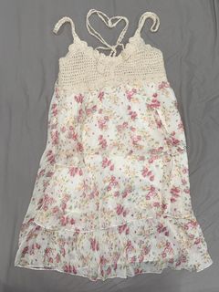 (Category: ) located in . Submitted by h3lpclearmycloset (Listing ID 1469725028, Image 1). Description: .
