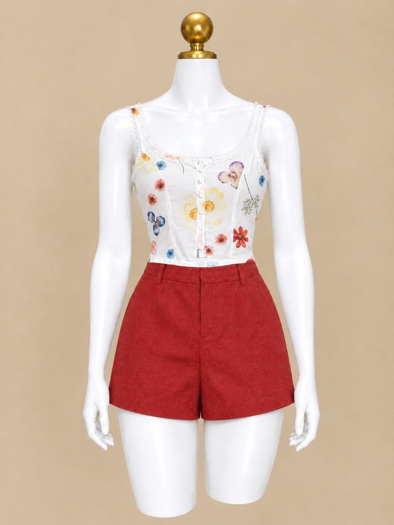 Floral Tank Top | Size - Small to Medium| (Category: Sets or Coordinates) located in Manila. Submitted by maxinesotto (Listing ID 1469708071, Image 1). Description: ‎📢 ₱100 ‎📍 Location: Tayuman, Manila ‎ ‎Details: ‎✓ Condition: Good as new ‎✓ RFS: Decluttering ‎✓ Size: Indicated in the listing title ‎ ‎Payment: GCash (Payment first) ‎ ‎Delivery: ‎- Same day pick-up via Lalamove / Joyride / Angkas ‎ ‎First to pay, first to get the item. ‎No rese