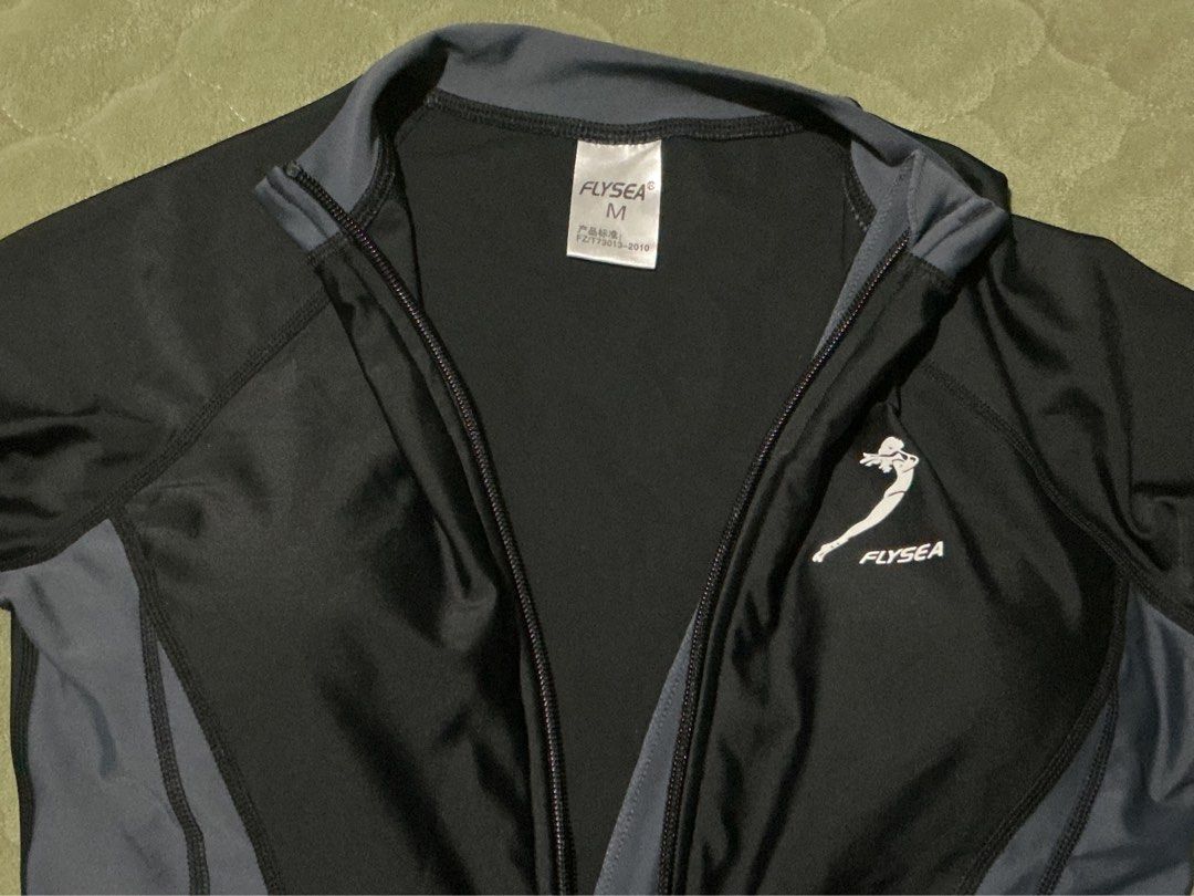 Flysea rashguard whole body (Category: Water Sports) located in Angeles City. Submitted by goodbuysathome (Listing ID 1469732517, Image 2). Description: Lp posted Add sf 55 Gcash payment .