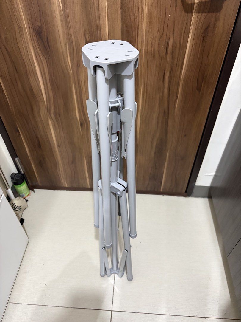 Foldable Laundry Drying Rack Stand (Category: Clothes Drying Rack) located in Quezon City. Submitted by bedseller00 (Listing ID 1469668976, Image 2). Description: 📍 Near GMA Kamuning SHIPPING FEE TO BE SHOULDERED BY THE BUYER Usage: 10 months.