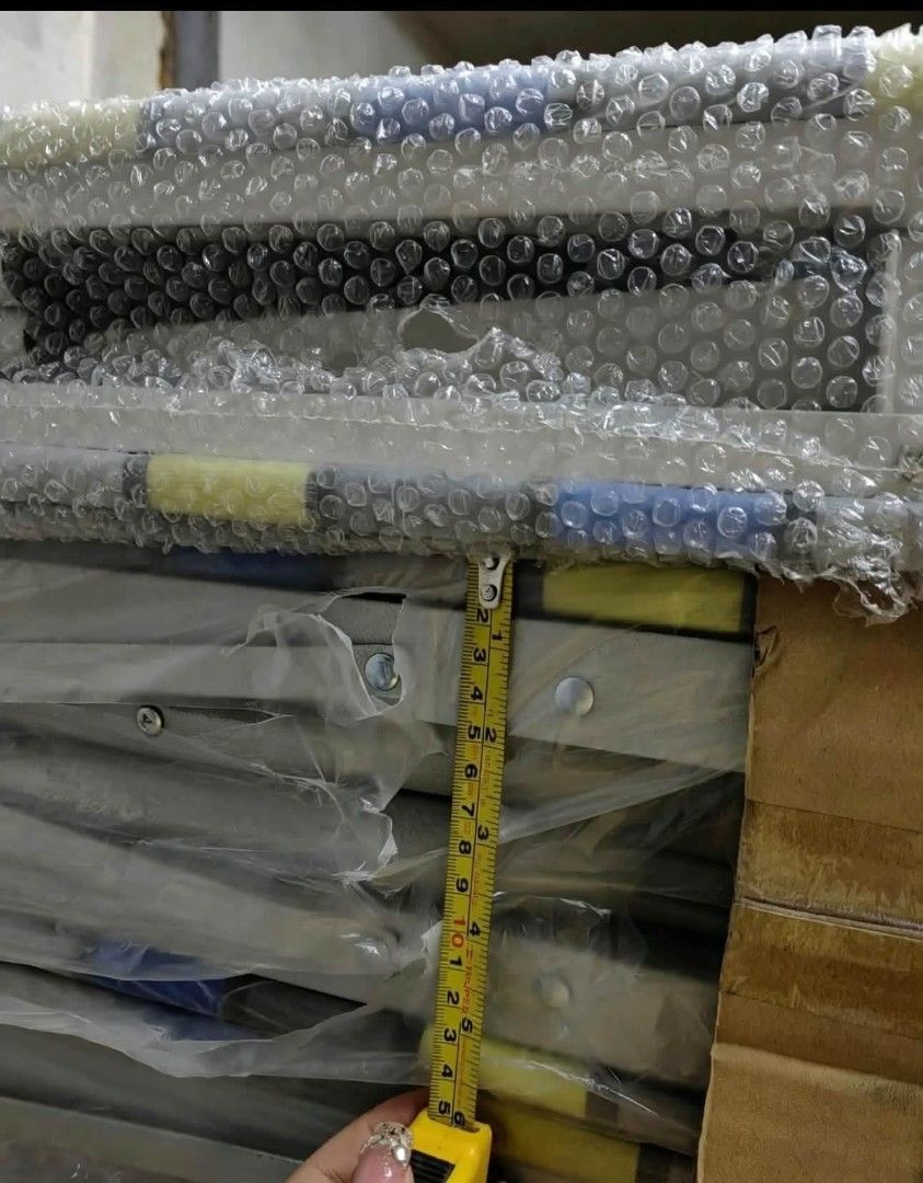 Folding bed (Category: Bed Frames & Mattresses) located in Manila. Submitted by yzlshop (Listing ID 1469642537, Image 2). Description: .