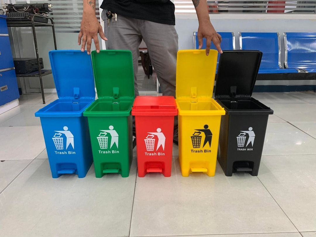 FOOT PEDAL CLIP TRASH BIN (Category: Waste Bins & Bags) located in Caloocan City. Submitted by epicdragon.cf8b55 (Listing ID 1469584862, Image 2). Description: CLIP TRASH BIN FOOT PEDAL IMPORTED 20 LITERS JUST CALL US / Pm me for more info. -09971763227 LOOK FOR : ANGHIE Address: 634 JRA COMPOUND LUPANG PARI SAN MIGUEL PASIG CITY WEBSITE: http://jocelynesidera30.wibsite.com/joekelceetrading email: [hidden information].