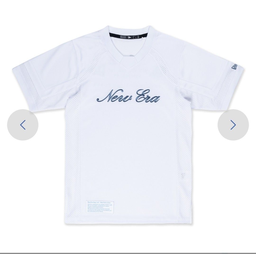 FOOTBALL JERSEY NEW ERA BASIC WHITE🔥🥶 (Category: Activewear) located in Puerto Princesa. Submitted by ryanchristian25 (Listing ID 1469738166, Image 1). Description: FOOTBALL JERSEY NEW ERA BASIC WHITE🔥🥶 📌 SIZE-MEDIUM ON TAG 📌 WIDTH-21'5 📌 LENGTH-29'5/30 📌 COLORATE-10/10 📌 EMBROIDER FRONT LOGO/SLEEVE 📌 ASNEW CONDITION LOCATION PUERTO PRINCESA CITY PALAWAN UNLIVOUCH.