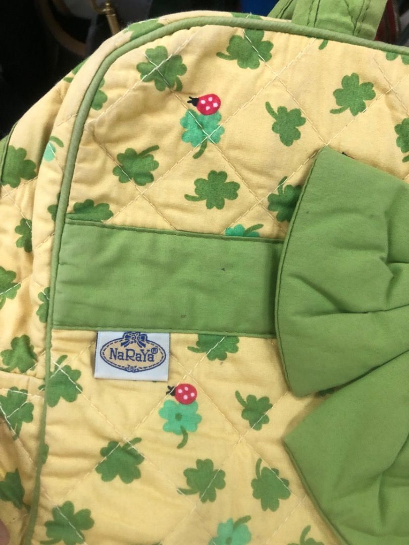 [FOR HOOKUPS] AUTH NARAYA YELLOW&GREEN BAG (Category: Sling Bags) located in Quezon City. Submitted by amaerish (Listing ID 1469666594, Image 2). Description: no issuee, balikan k agad if may bet.