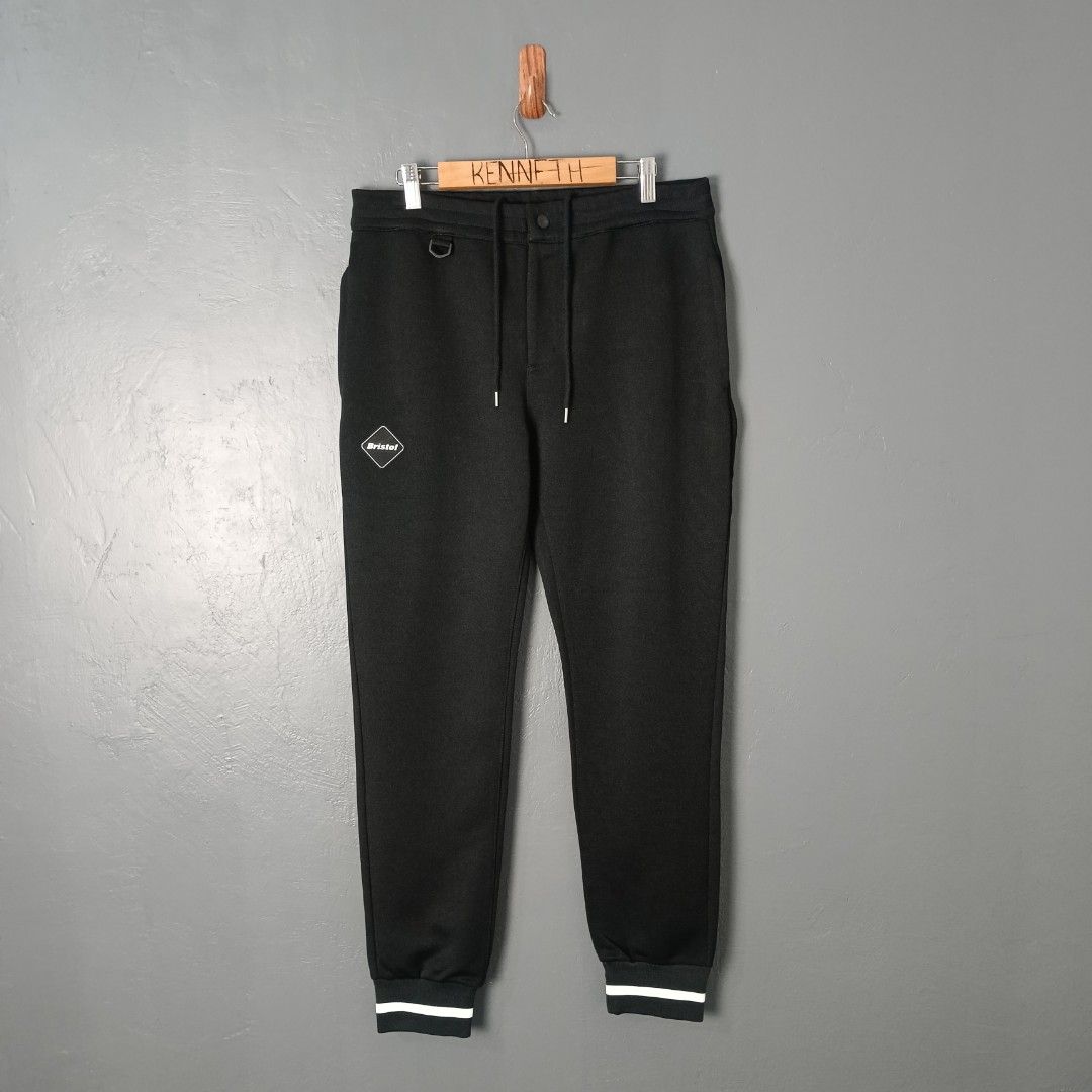 For Men - Bristol - Easy Pants (Category: Joggers) located in Bacolod City. Submitted by drop.ph (Listing ID 1469616010, Image 2). Description: FC Real Bristol - Track Jersey Easy Pants Authentic *Fits 30-31, Length - 39 *Good as New *No Flaws *Price: 880php *Add SF if outside Bacolod City.