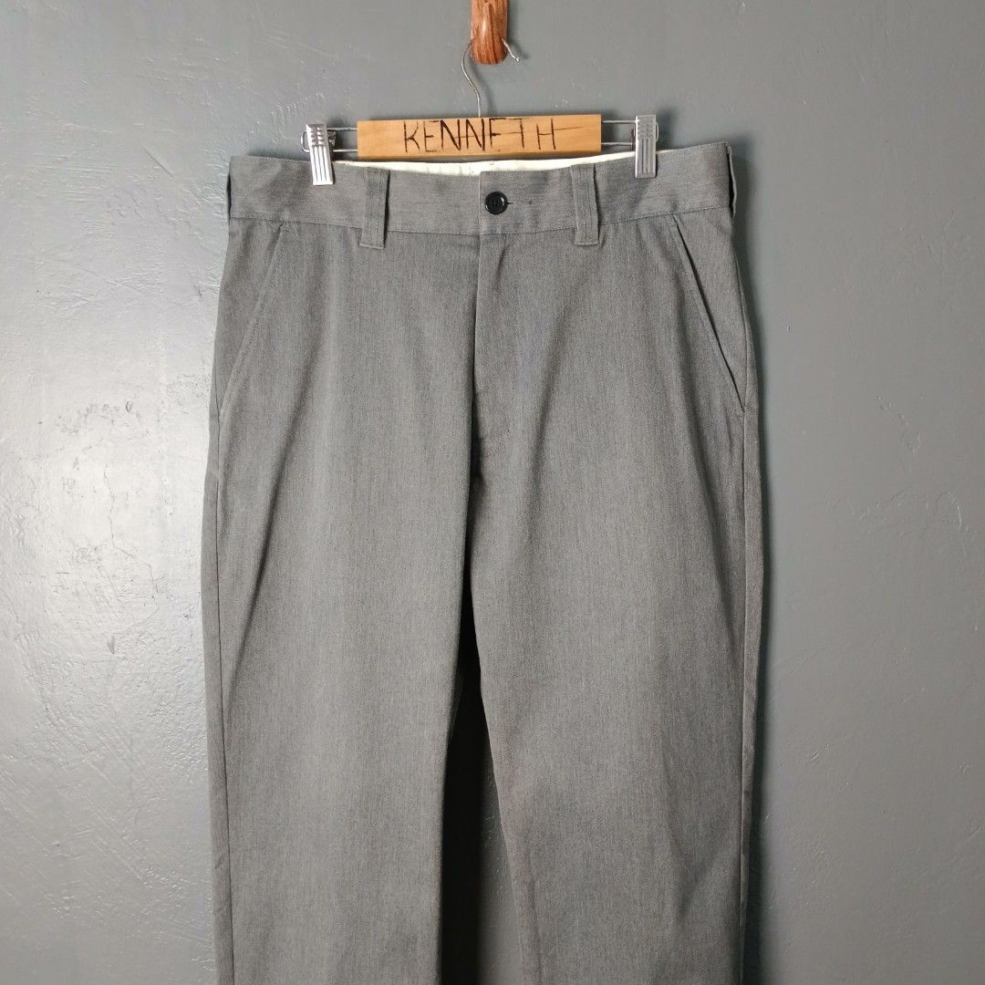 For Men - Journal Standard - Chino Trousers (Category: Trousers) located in Bacolod City. Submitted by drop.ph (Listing ID 1469624180, Image 3). Description: Journal Standard - Chino Trousers Authentic *Fits 32, Length - 35, Leg Opening - 7.5 *Excellent *Stain on waist (inside only) *Price: 880php *Add SF if outside Bacolod City .