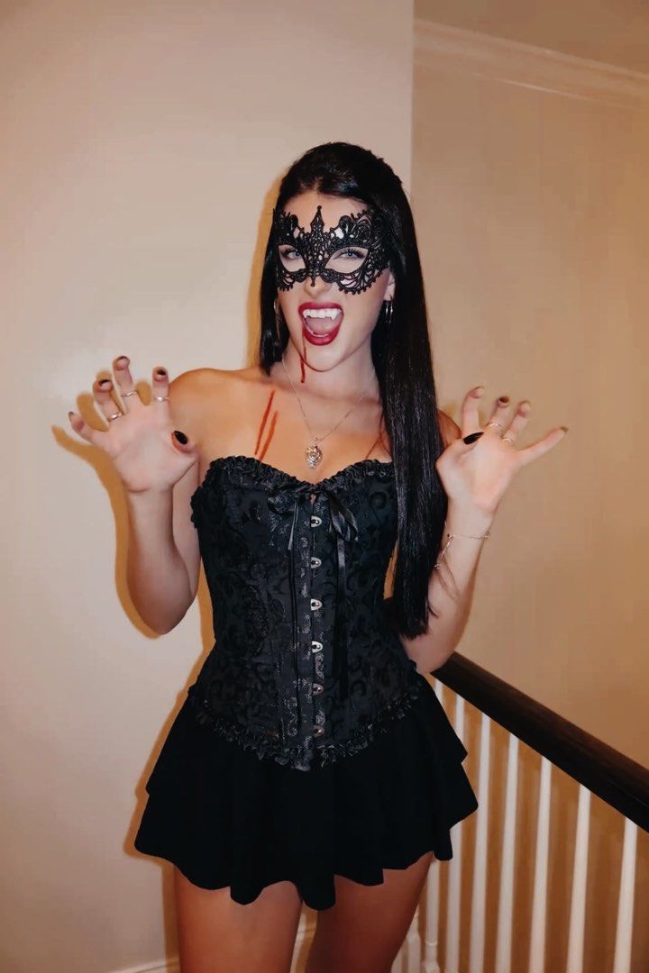 FOR RENT: Vampire Costume Set (Category: Sets or Coordinates) located in Manila. Submitted by rentarmoire_ (Listing ID 1469739021, Image 1). Description: Rent for only 399 for 2 days✨ Size: Small - Medium Inclusions: - Corset - Skirt - Masquerade mask - Choker necklace Perfect for halloween, cosplay, or themed events!! FOR FASTER TRANSACTIONS: ig: @rentarmoire.
