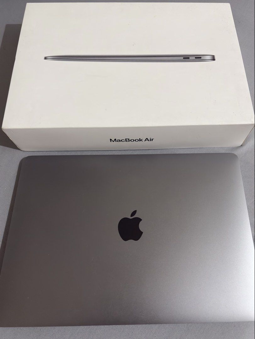 FOR SALE | MacBook Air M1 (2020) (Category: Laptops & Notebooks) located in Manila. Submitted by hana.fate (Listing ID 1469710896, Image 1). Description: 🌸 FOR SALE | MacBook Air M1 (2020) 💻 Apple MacBook Air M1 (2020) ✧ 8GB RAM, 256GB ✧ 87% battery health ✧ 204 battery cycle count ✧ Excellent physical condition ✧ Smooth and fully functional ✧ No dents, scratches, or issues ✧ Complete with box and charger ✨ Price: ₱25k 📍 Location: Valenzuela/Q