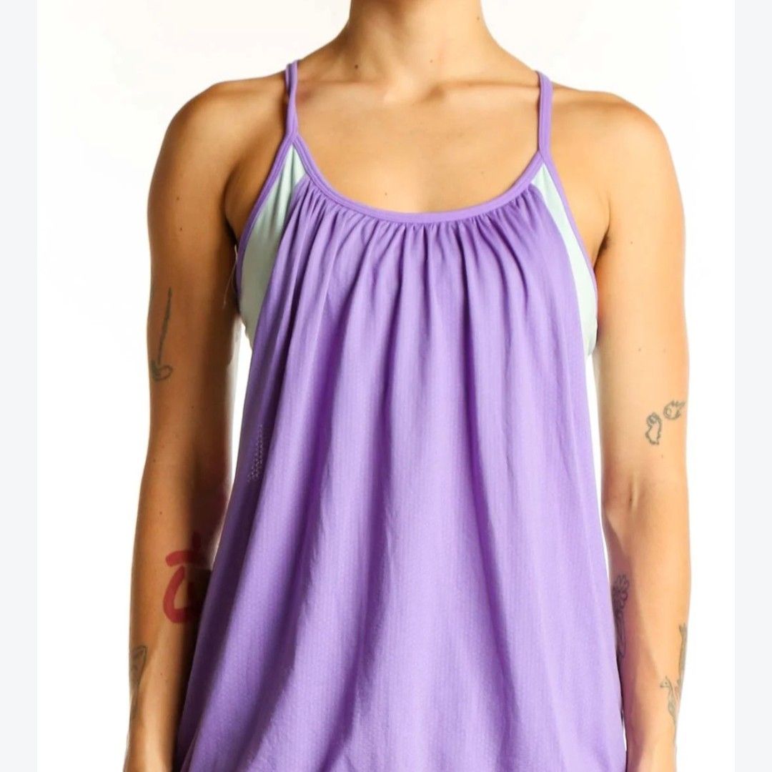 For Women - Lululemon - No Limits Tank (Category: Activewear) located in Bacolod City. Submitted by drop.ph (Listing ID 1469699259, Image 1). Description: Lululemon - No Limits Tanks *Size 6 - 14-16-Width, 27.5-Length *Very Good *Stain *Price: 480php *Add SF if outside Bacolod City .