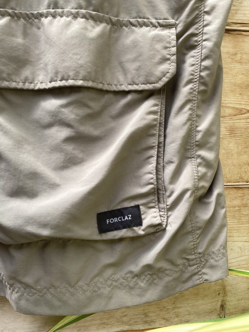 FORCLAZ DECATHLON UTILITY VEST (Category: Vests) located in Naga. Submitted by foryouandhercloset (Listing ID 1469592185, Image 3). Description: FORCLAZ DECATHLON UTILITY VEST 2XL on tag 25x29 on tape Brandnew condition tag lang kulang 600php + sf.