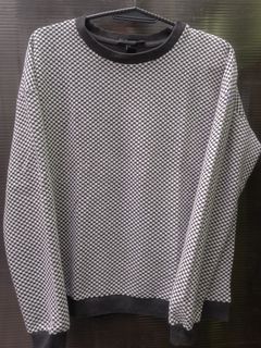 (Category: ) located in . Submitted by mg.thriftshop (Listing ID 1469591310, Image 1). Description: .