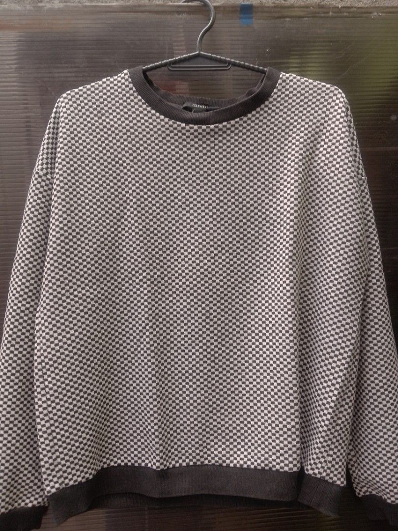 Forever21 Cherkered (Category: Coats, Jackets and Outerwear) located in Quezon City. Submitted by mg.thriftshop (Listing ID 1469591310, Image 2). Description: .