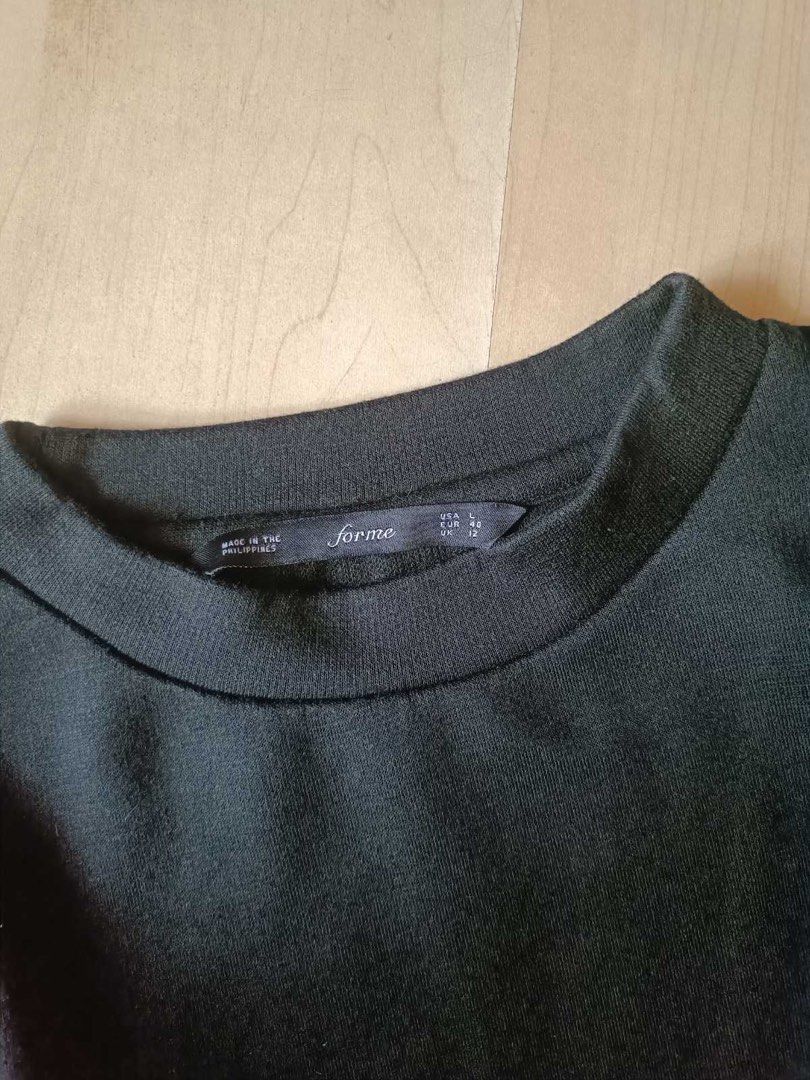 Forme (Category: Blouses) located in Caloocan City. Submitted by vanityplum (Listing ID 1469710589, Image 2). Description: .