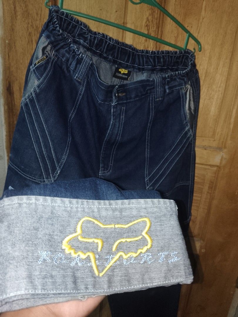 Fox Sports Denim Pants (Category: Jeans) located in Tuguegarao City. Submitted by xiraaaaa (Listing ID 1469698170, Image 3). Description: free waist 50 length if d naka fold 10.5 hem.