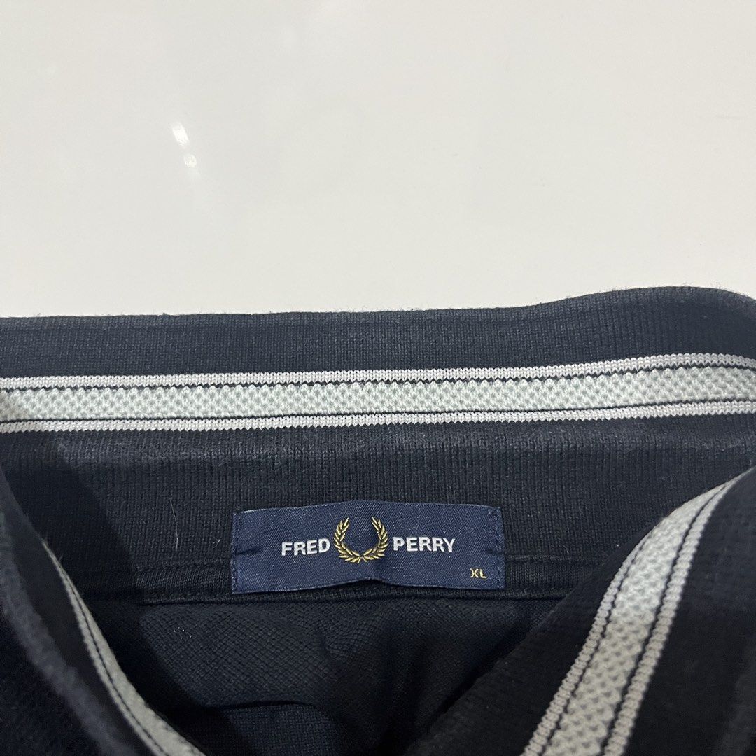Fred Perry (Category: Tshirts & Polo Shirts ) located in Bacoor. Submitted by manonghits_2000 (Listing ID 1469618295, Image 2). Description: Fred Perry 23x29 Excellent Color Rate 9.5/10 Collar lining (barely noticeable) Claim 300.
