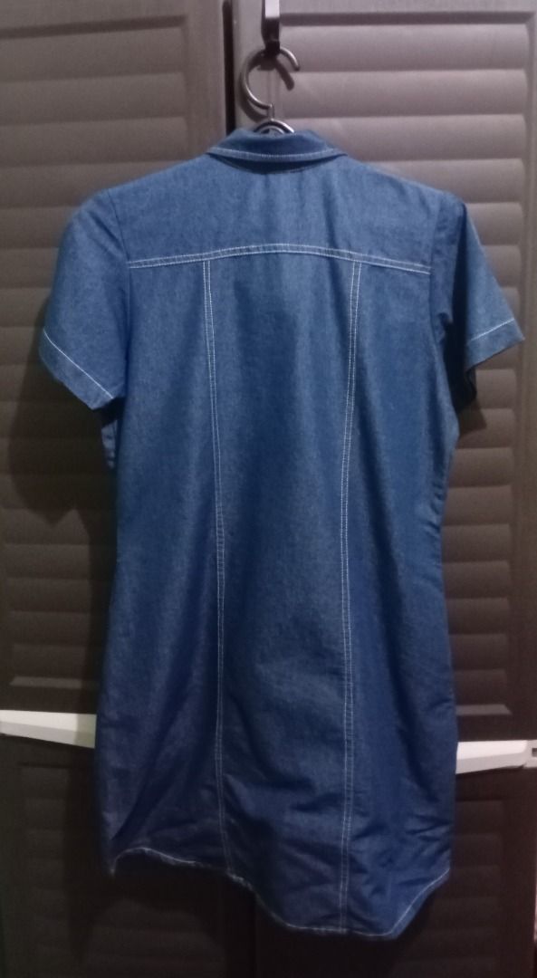 FUBU Denim Dress - Size Medium (Category: Dresses) located in Cainta. Submitted by stardust.1111 (Listing ID 1469752670, Image 3). Description: Length: 33.5 inches Width: 18 inches Material: Denim Size: Medium In excellent condition.