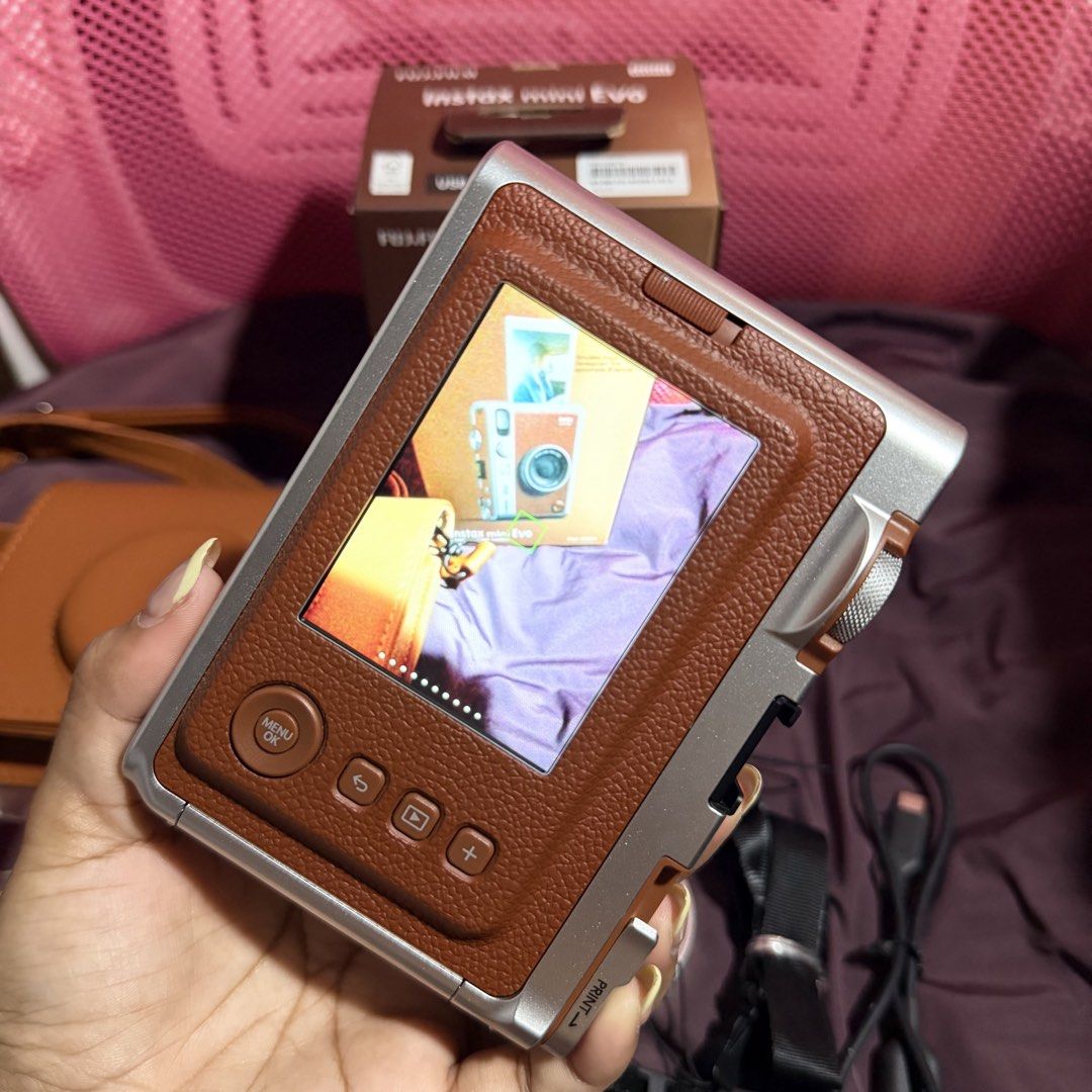 Fujifilm instax mini evo type c (Category: Cameras) located in San Manuel. Submitted by oneheadtulip (Listing ID 1469653146, Image 2). Description: what you see is what you get no issue.