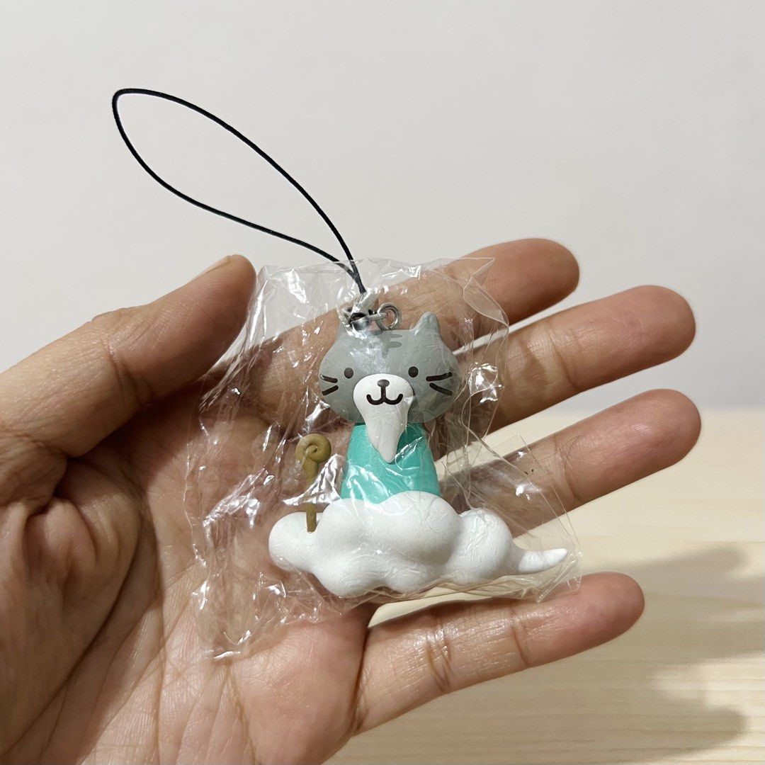 Fuku Fuku Nyanko Figure Charm 4.5cm - Php 100 (Category: Character Goods) located in Davao. Submitted by pandorastoybox (Listing ID 1469724621, Image 2). Description: Fuku Fuku Nyanko Figure Charm 4.5cm - Php 100.