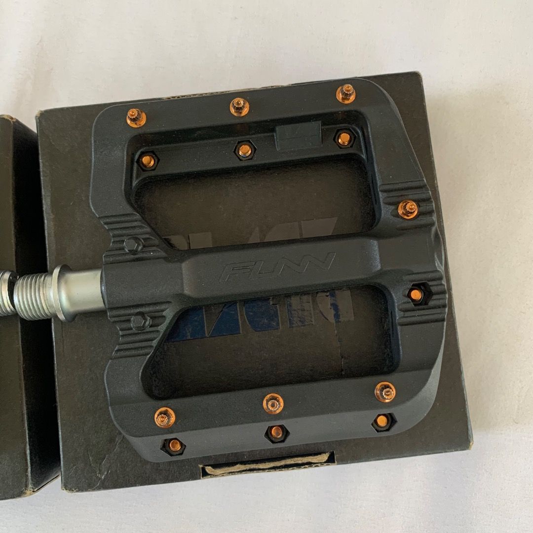 Funn Black Magic Pedals (Category: Bicycles) located in Mendez-Nunez. Submitted by anikkoyan (Listing ID 1469632701, Image 3). Description: Funn Black Magic Pedals - BNWB 3,499 + sf .