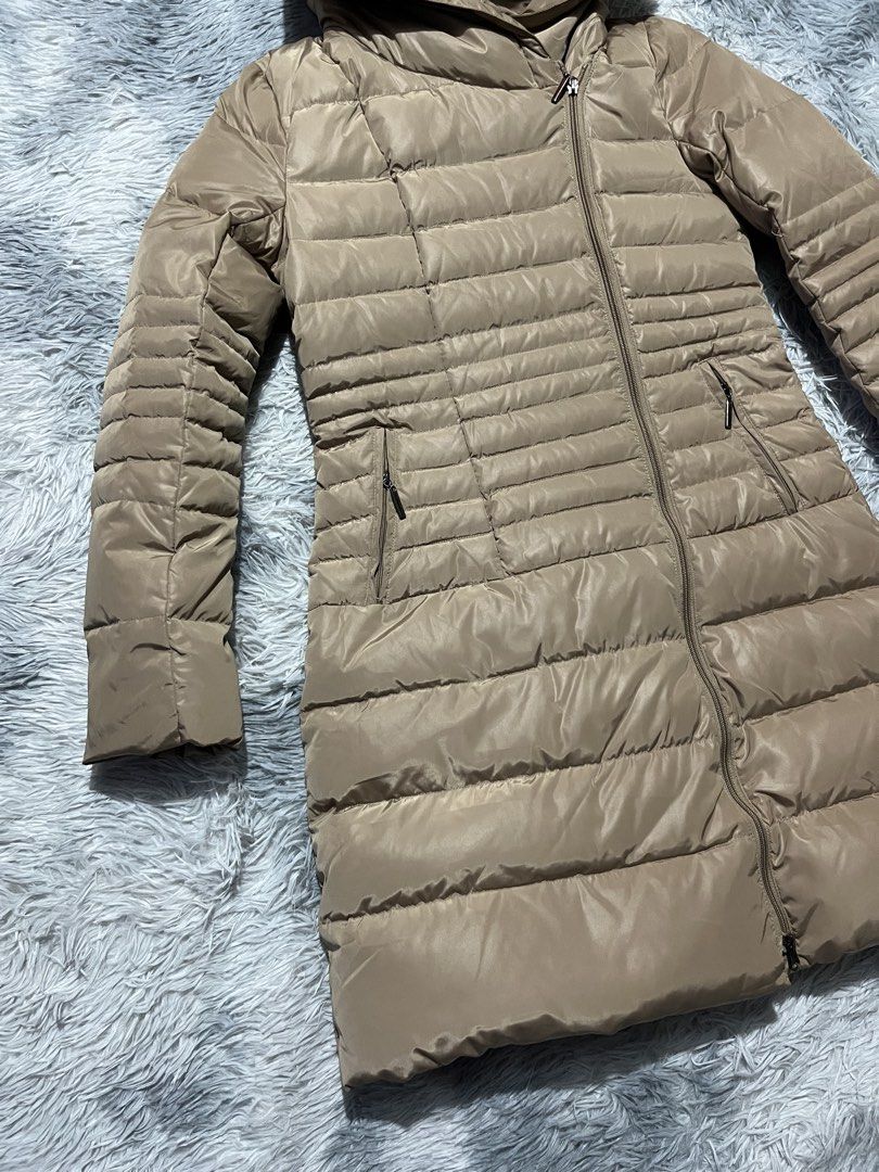 G2000 Women Long Puffer Jacket (Category: Coats, Jackets and Outerwear) located in Sasmuan (Sexmoan). Submitted by winterclothes.ph (Listing ID 1469573897, Image 3). Description: G2000 Women Long Puffer Jacket 34 on tag Small Width 18 Length 34 Excellent Condition .