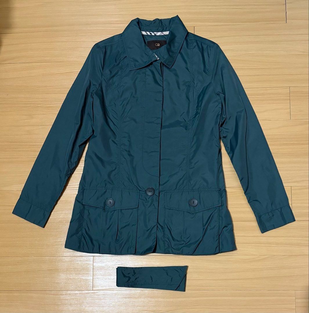 G2 Women Green Nylon Button-Down Jacket Size 36 (Category: Coats, Jackets and Outerwear) located in Quezon City. Submitted by garagesale2026 (Listing ID 1469750630, Image 1). Description: - Used a few times - In very good condition - With detachable belt - Two front pockets; Collared neckline; Plaid pattern on inner lining - Lightweight and packable, ideal for travel or everyday wear.