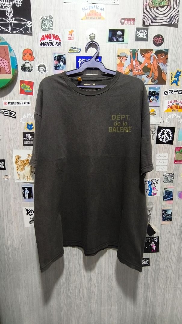 Gallery Dept French Tee (Category: Tshirts & Polo Shirts ) located in Davao. Submitted by thethriftproject082 (Listing ID 1469747883, Image 1). Description: GALLERY DEPT FRENCH TEE 📍𝐌𝐈𝐍𝐄: 550 📍𝐒𝐈𝐙𝐄 𝐎𝐍 𝐓𝐀𝐆: XL 📍𝐃𝐈𝐌𝐄𝐒: 25 x 31 📍Good Fades.