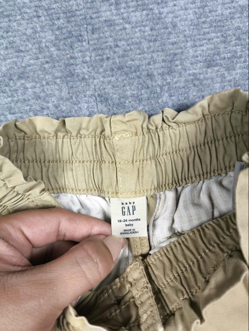 Gap Chino Pants (Kids) (Category: Babies & Kids Fashion) located in Manila. Submitted by secondhand.stories.ph (Listing ID 1469735976, Image 2). Description: Gap Chino Pants (Kids) Excellent Condition 2T (1-2YR OLD) 200 +SF.