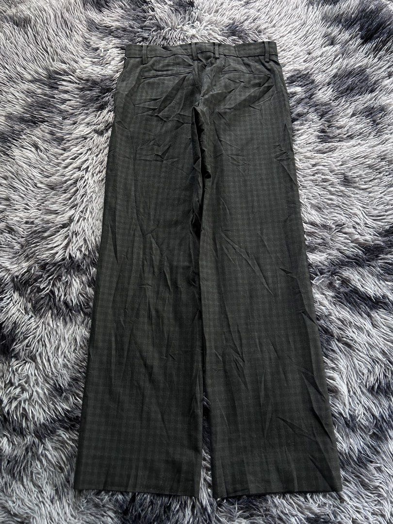 GAP Plaid Wideleg Trousers (Category: Other Bottoms) located in Banaybanay. Submitted by prettysixtythrift_17 (Listing ID 1469588519, Image 2). Description: GAP Plaid Wideleg Trousers ▪️Waistline: 30 to 32 ▪️Length: 39 ▪️Hem: 9 ▪️Hips: 16 ▪️Leg Thigh: 11.5 ▪️Rise: 9.5 ▪️Inseam: 31 .